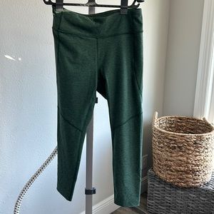Worn once - Outdoor Voices 7/8 leggings size large